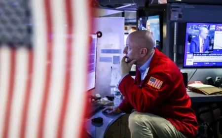 Stocks Plunge in Worst Quarter Since 2022 Amid Trump Economy Decline