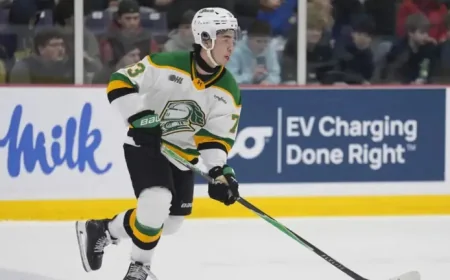 Oilers sign William Nicholl to entry-level contract