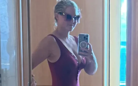 Amy Schumer Humorously Critiques Thirst Traps in Candid Swimsuit Selfie