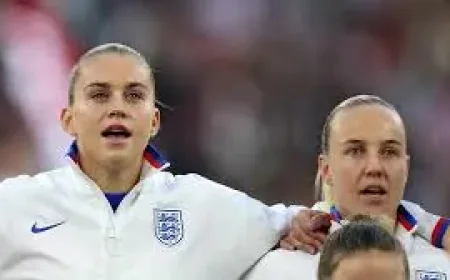 Leah Williamson: Could Erica Parkinson’s Shock Call-Up Reshape England’s Midfield?