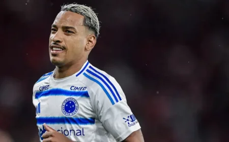 Cruzeiro X Ec Vitória: A Team in Last Place, a Returning Striker, and a Debut Filled With Doubts