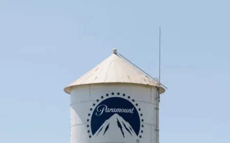 Democrats Escalate Cnn Scrutiny in Paramount-Warner Financing Fight