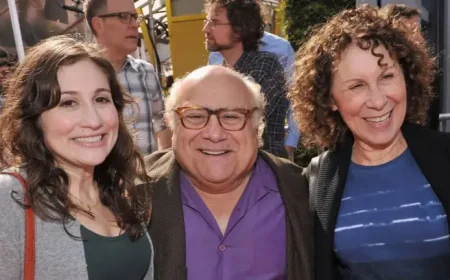 Danny Devito and Rhea Perlman’s Family Story Resurfaces: 3 Children, 1 Unusual Post-Separation Reality