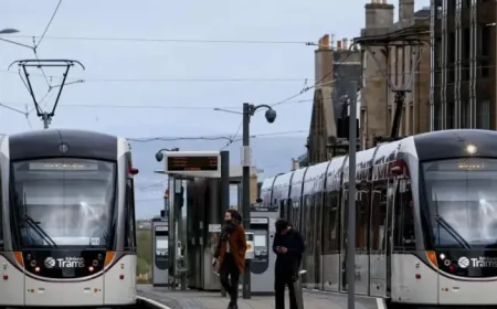Edinburgh Trams suspended amid ‘technical issue’ — complete network halt triggers early‑morning disruption