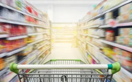 Dollarama Boosts Canadian Discount Store Count — Margin Pressures Expose Structural Tensions