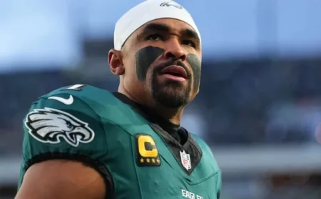 Philadelphia Eagles Reportedly Not Extending Jalen Hurts This Offseason