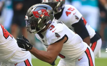 Linebacker Anthony Walker Retires from Professional Football