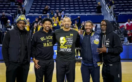 Fab Five Reunites for Michigan-Arizona Final Four Alternative Broadcast