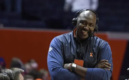 Deon Thomas Criticizes Bruce Pearl’s TV Presence as Unfit