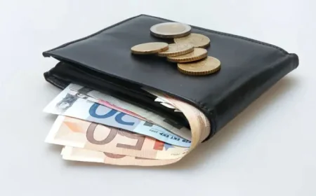 Bank Holiday Social Welfare Payments: April shifts that touch wallets and household bills