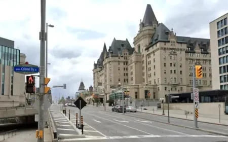 Rideau Centre: Downtown assault leaves man in life-threatening condition as investigation continues