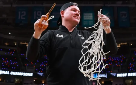 Tommy Lloyd Commits to Arizona Despite North Carolina Interest