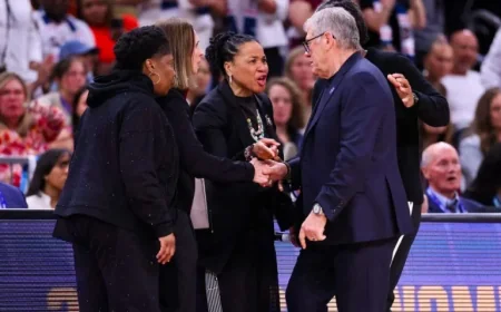 Geno Auriemma Snaps as Dawn Staley Proves Game’s Evolution