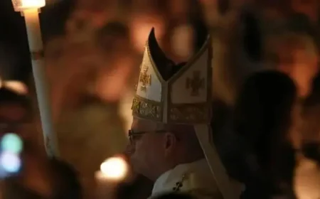 Pope Leo Urges Peace at Easter Vigil as War Deepens
