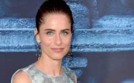 Amanda Peet Criticizes Hollywood’s ‘Ridiculous’ Practices