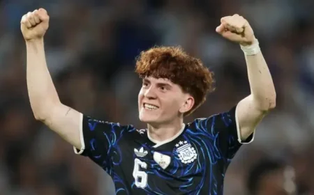 Valentin Barco: Chelsea set to sign Strasbourg midfielder ahead of Bayern Munich