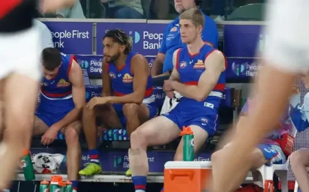 Tim English Injury casts a shadow over the Bulldogs as 2025 pressure builds