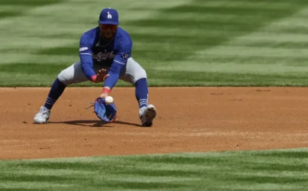 Dodgers Sideline Mookie Betts Due to Oblique Strain