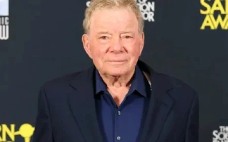 Jack White & Jack Black Revamp “Seven Nation Army” on SNL