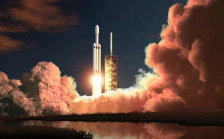 SpaceX: A Must-Have Once-in-a-Generation Investment for Future Gains?