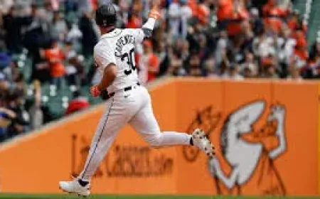 Sunday Night Baseball Faces a Browser Barrier as Tigers-Cardinals Attention Builds