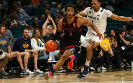 Honor Huff and a 34-Point Outburst Decide College Basketball Crown Thriller