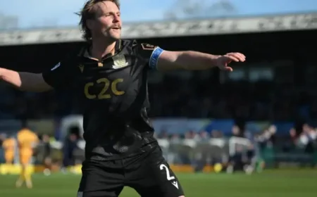 Southend United seal 3-0 Sutton win as play-off push gains urgency