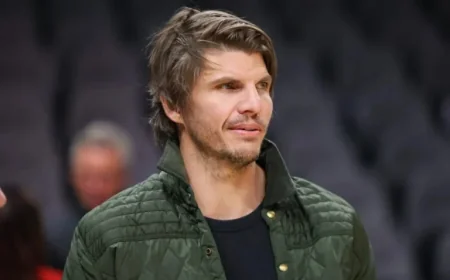 Bulls Target Korver, Dunleavy, Fields for GM Role