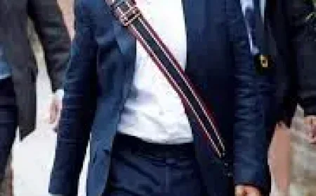 Metropolitan Police Faces Five-Officer Fallout After Guns and Taser Left on London Street