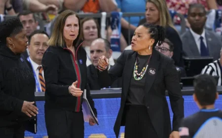 Dawn Staley Urges Moving Beyond Geno Auriemma Final Four Dispute