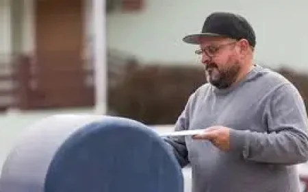 Tax Return Deadline Warning: 3 Things Illinois Taxpayers Should Know