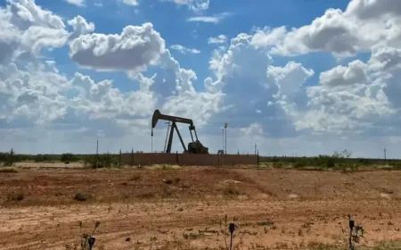 Cac 40 Rallies 4.5% as Oil Slides Below $100 After Iran Truce