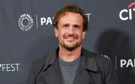 Jason Segel Unveils Revamped Jimmy in ‘Shrinking’ Season 4
