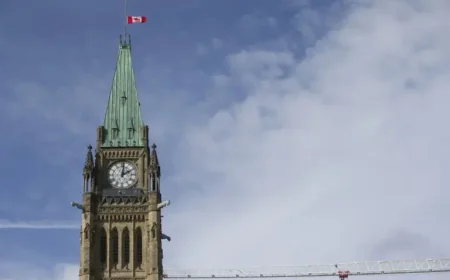 Fonctionnaire as the retirement shift gains momentum