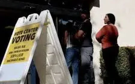 United States Midterm Election Alarm Bells as Democrats Face Steep Favorability Deficit