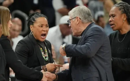 Geno Auriemma Apologizes to Dawn Staley Over Final Four Dispute