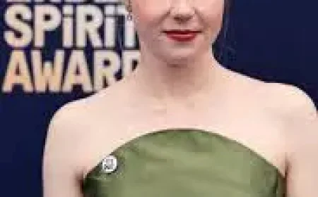 Bryan Cranston Daughter Gushes Over a Turning Point as The Pitt Keeps Raising Her Profile