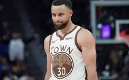 Lakers Vs Warriors: Curry’s absence turns a familiar rivalry into a waiting game