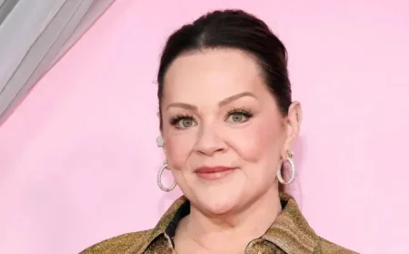 Melissa Mccarthy and 3 clues behind the red carpet reaction in LA