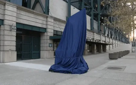 Ichiro Statue as 2026 brings a new Mariners landmark