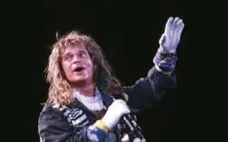 David Lee Roth Powers Independence Day Festival in Traverse City