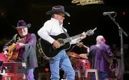 5 things you didn’t know about George Strait: 2 Austin shows and a rare life story
