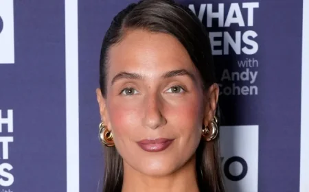 Amanda Batula Apologizes, Aims to Resume Posting