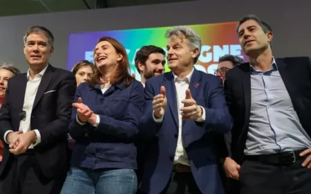 Candidat search on the left: the race to avoid another collapse