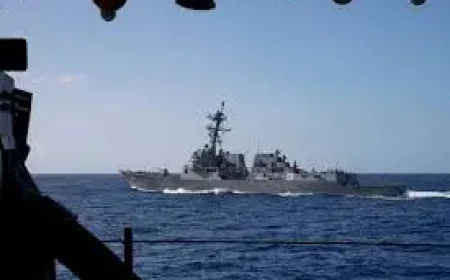 Destroyer Mission Begins as US Says Iran Cannot Clear Strait Mines