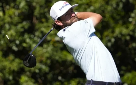 Record Scores Tighten Masters: 12 Players Within 6 Shots of Lead in Final Round