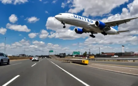 United 777’s Stunning Low Approach Over Newark Highway Captured