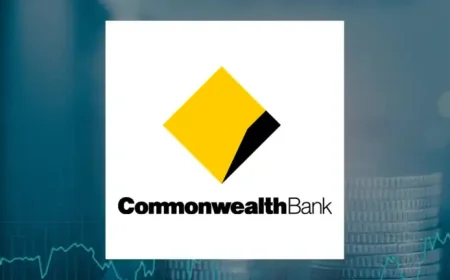 Commonwealth Bank Shares as 2027 Income Expectations Take Shape