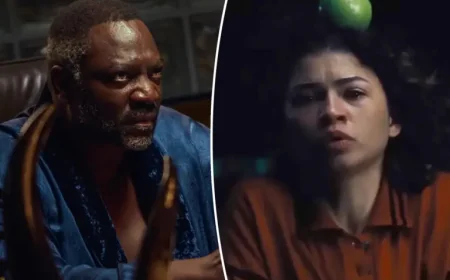 Adewale Akinnuoye-agbaje breaks down the hidden tension behind Euphoria’s apple scene