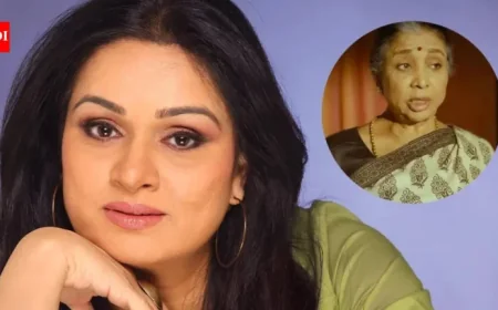 Padmini Kolhapure Honors Asha Bhosle, Recalls Role as Her Daughter in ‘Mai’